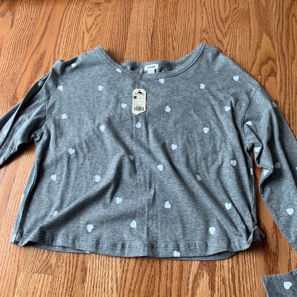 NEW GARAGE GREY HEART LONG SLEEVE!